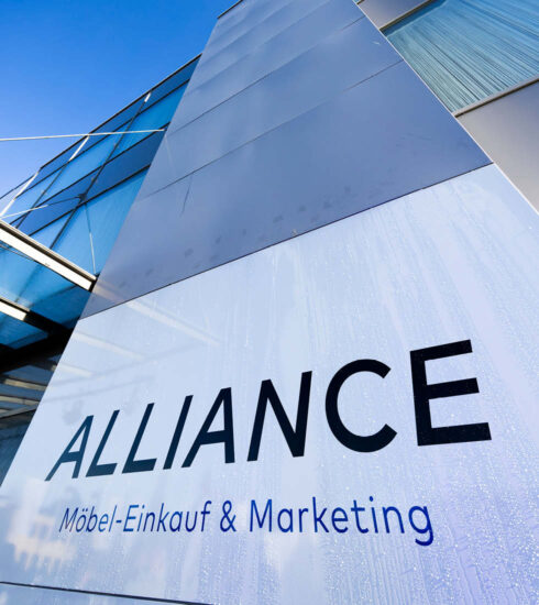 Außenansicht Messegebäude Alliance