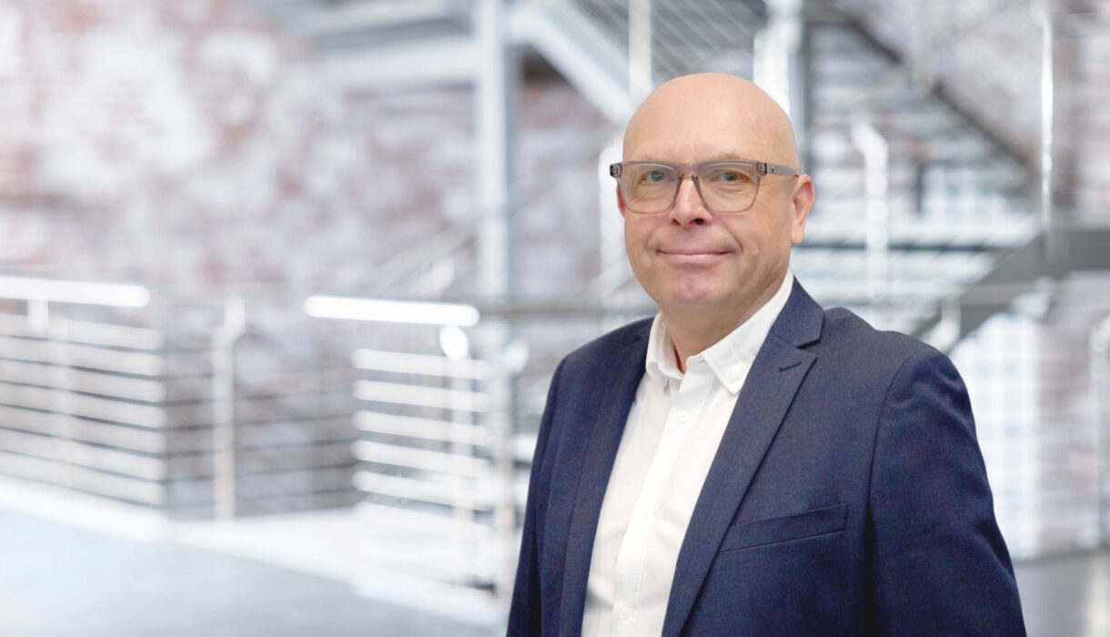 Ein Porträt von Lars Zeirowski